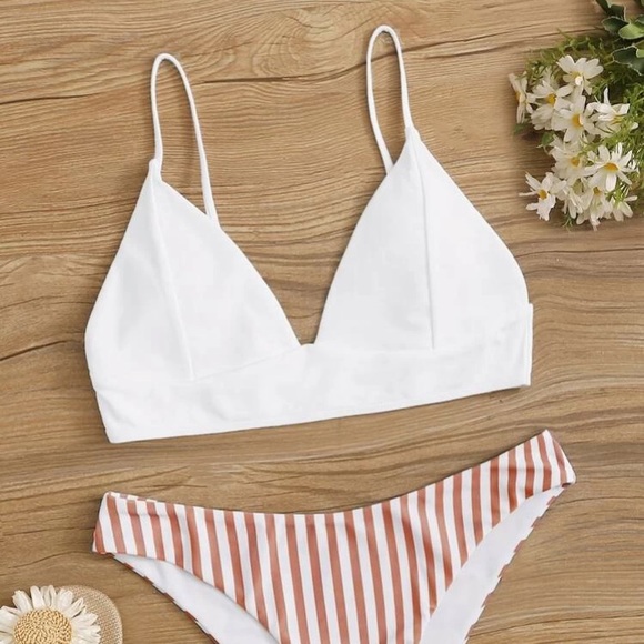 SHEIN Other - White Bikini Top